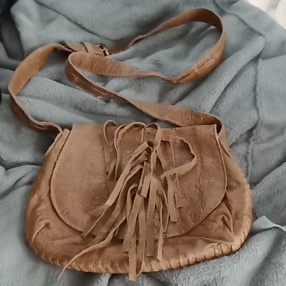 Camila Alves purse